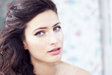 How to Talk to Women the Right Way