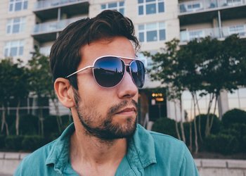 How to Spot an Online Dating Player